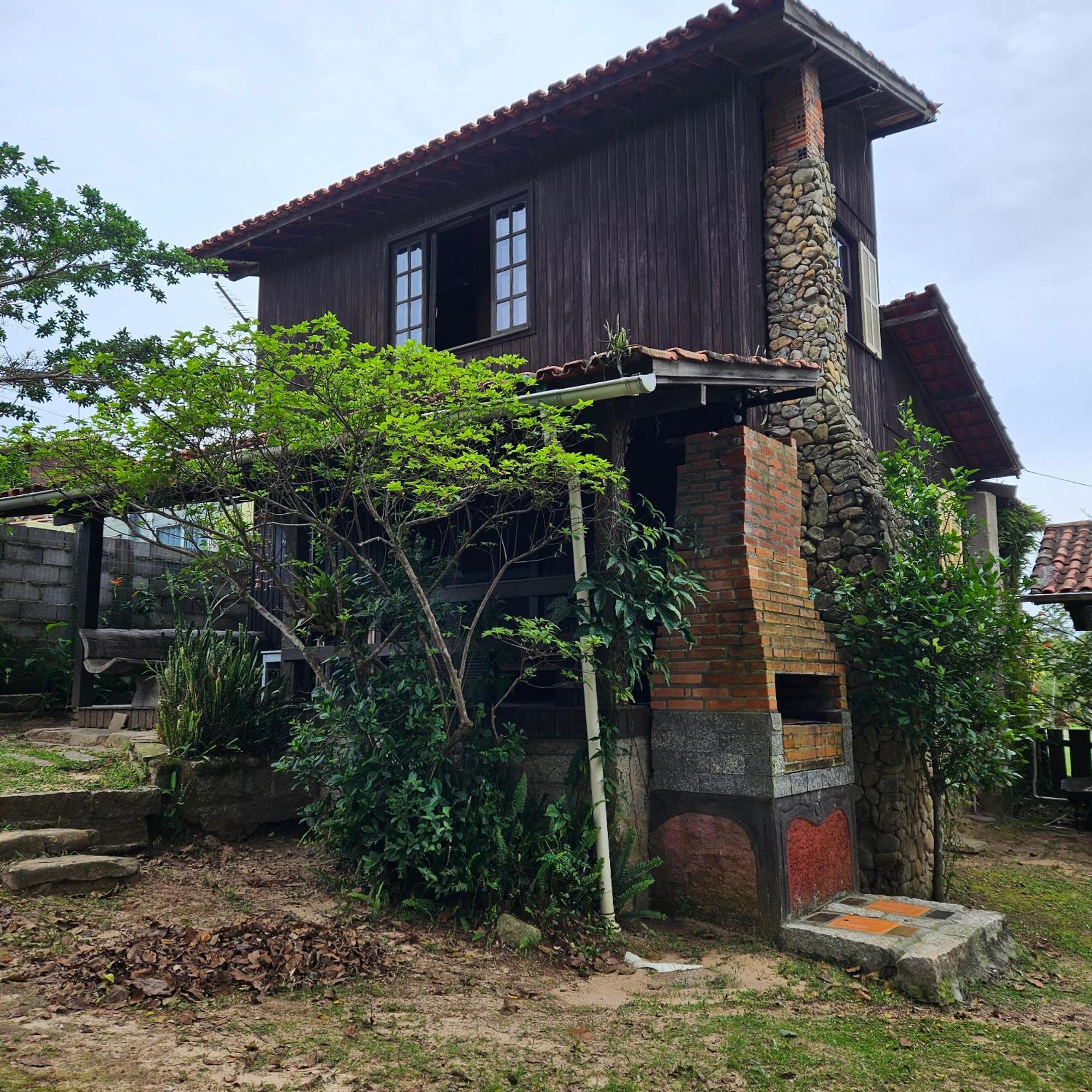 Pousada Meia Lua Hotel Praia do Rosa Exterior photo